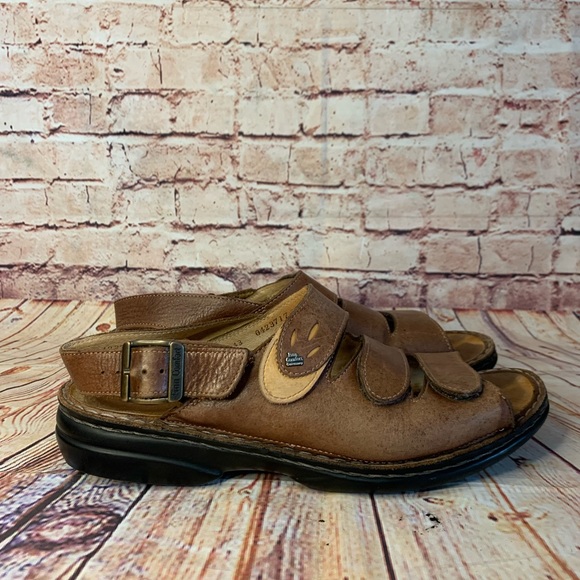 Finn Comfort Shoes - Finn Comfort Brown Leather Triple Strap Sandals sz 11
